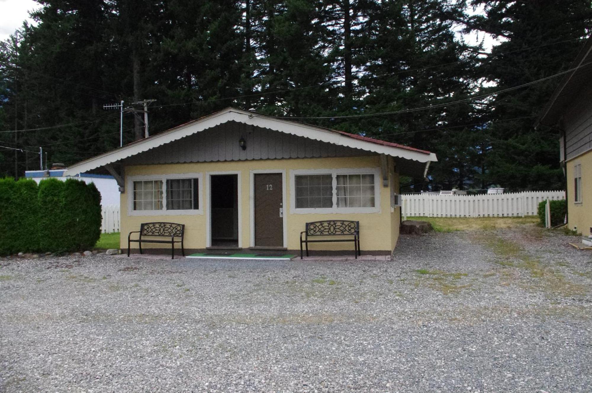הופ Swiss Chalets Motel מראה חיצוני תמונה